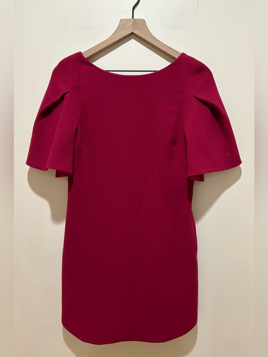 Trina Turk Dresses & Skirts - Trina Turk Bryce Shift Dress in Loganberry Pink w/ Flutter Sleeves Women Size 2